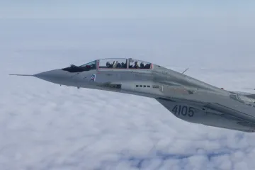 Polské stíhačky zachytily nad Baltem ruský průzkumný letoun