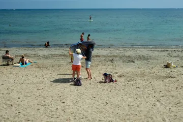 Ve Španělsku skončil po 14 týdnech nouzový stav. Lidé vyrazili k moři a na cesty