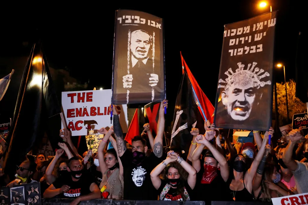 Demonstrace v Jeruzalémě za odstoupení předsedy vlády Benjamina Netanyahua