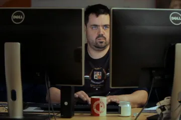 Newsroom ČT24 se zabývá novinářskými návraty. Z redakce do PR nebo politiky, vede ale cesta zpět?