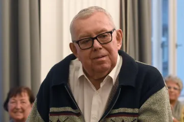 Polský jezdec přivezl překladateli Vladimíru Medkovi Cenu Josefa Jungmanna