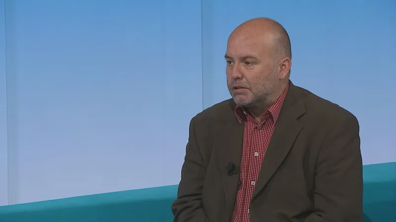 Politický analytik Lukáš Jelínek o schůzce v Lánech