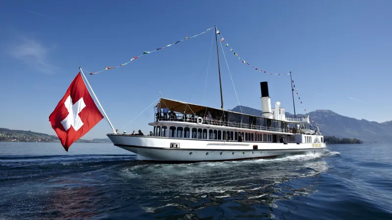 Parník Unterwalden na Lucernském jezeru
