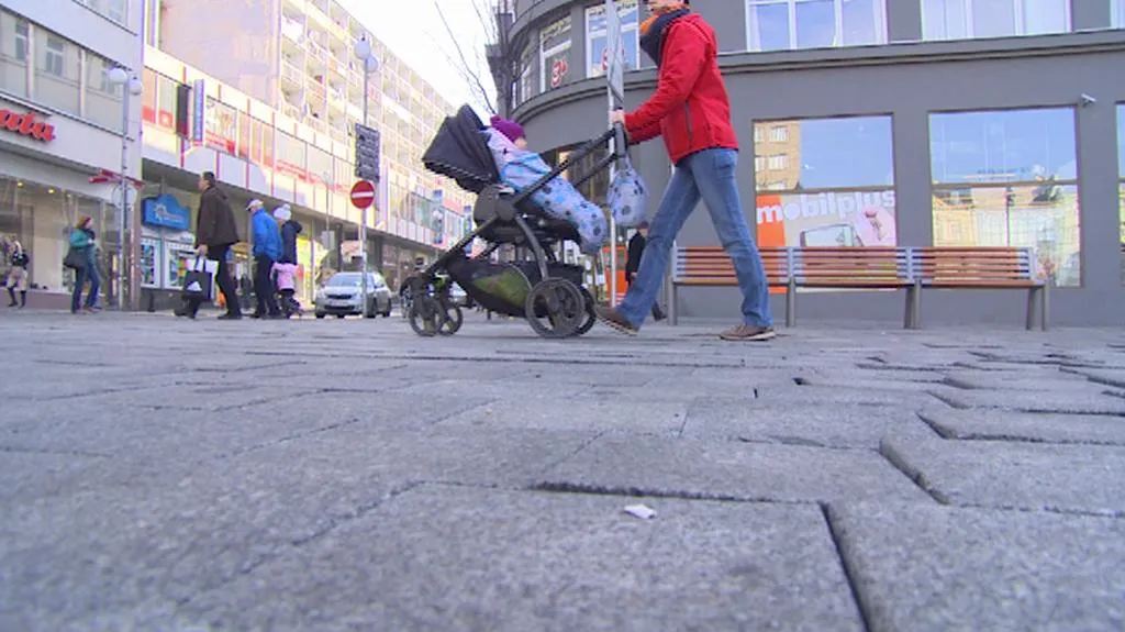 Dlažba Soukenného náměstí