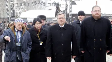 Polský prezident Komorowski přijel do Osvětimi už dopoledne