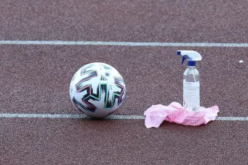 Státní zástupce podal obžalobu v kauze zakázky na dezinfekci fotbalových stadionů