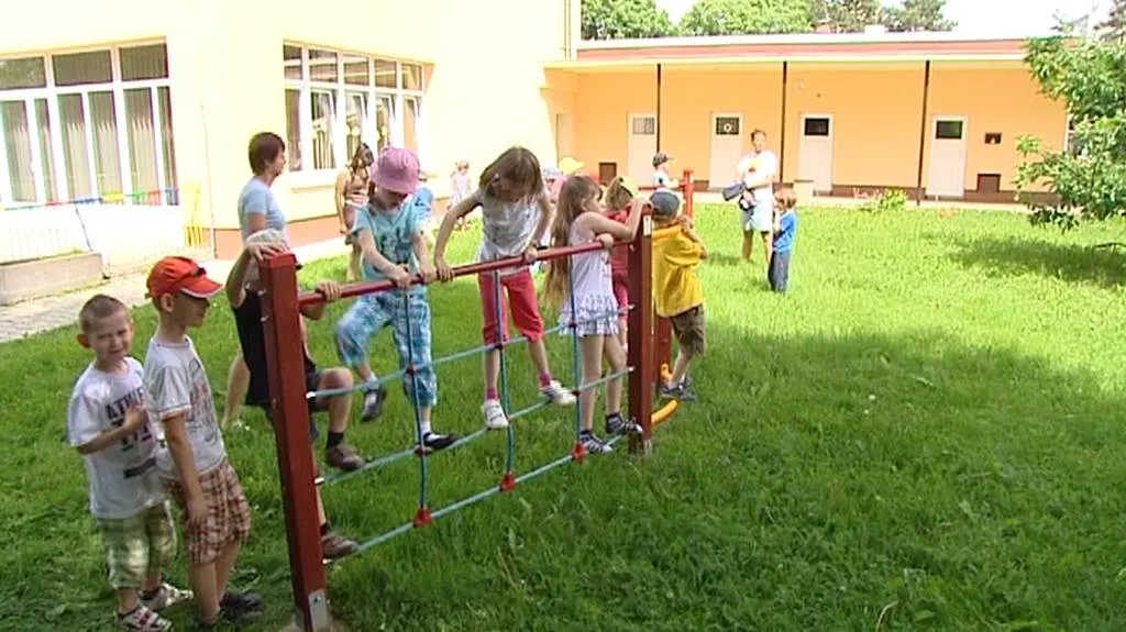 Děti ve školce při hře