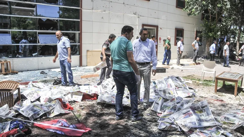 Útok ve městě Suruc