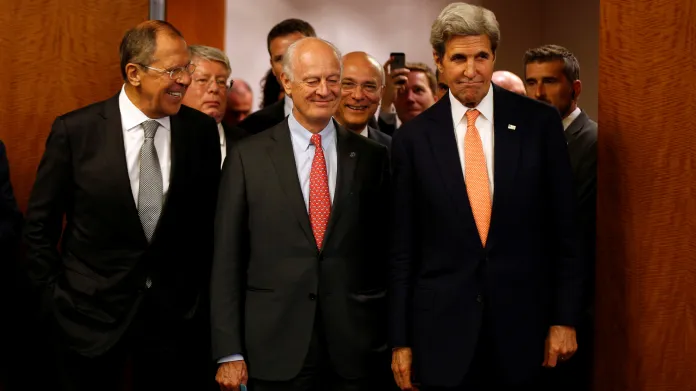 Oba ministři se zmocněncem OSN pro Sýrii Misturou
