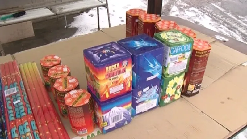 Hasičii varují před neopatrným používáním pyrotechniky