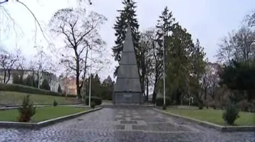 Památník v Králově Poli