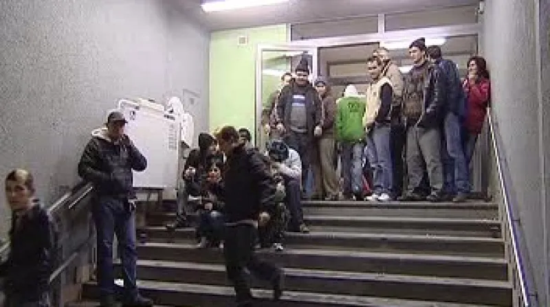 Plzeňský okresní soud propustil na svobodu všechny čtyři muže, kteří byli obviněni kvůli páteční potyčce s rumunskými dělníky.