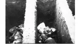 Pohřeb 12 padlých vojáků na hřbitově v Břestě