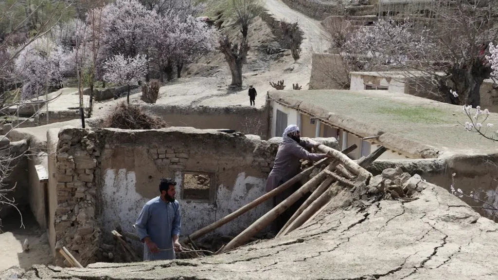 Následky zemětřesení v Afghánistánu