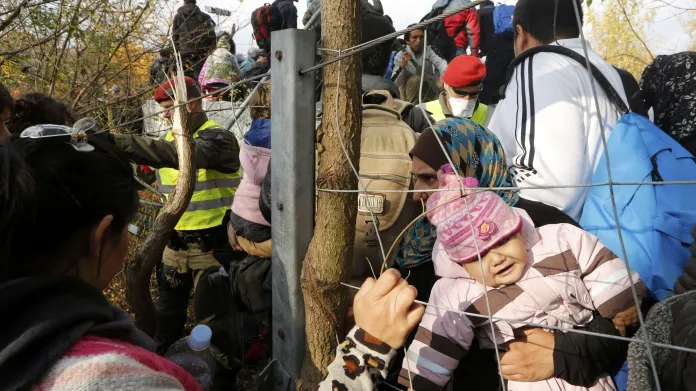 Uprchlíci na slovinsko-rakouské hranici
