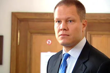 Nejvyšší soud potvrdil trest za daňové úniky bývalému náměstkovi středočeských nemocnic Bušinovi