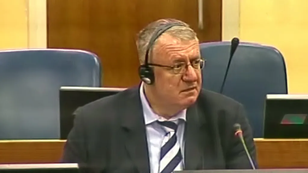 Vojislav Šešelj