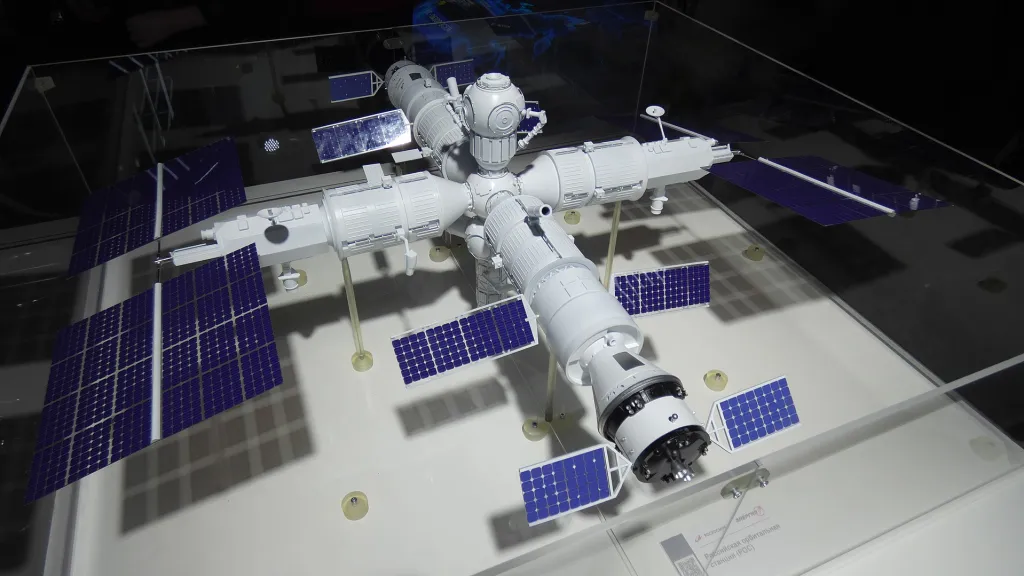Model budoucí Ruské kosmické stanice