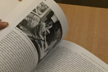 Unikátní kniha mapuje třicet let dramatické tvorby brněnského studia České televize