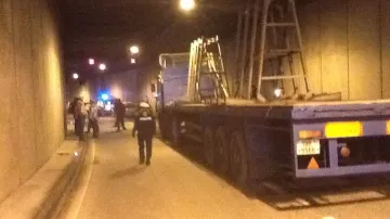 Nehoda v Husovickém tunelu v Brně