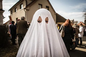 Pravonín patřil maškarám