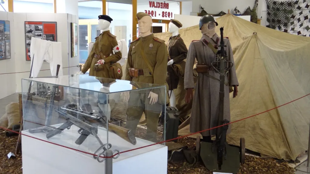 Výstava "Břeclav 1938 až 1945 – město pod hákovým křížem"