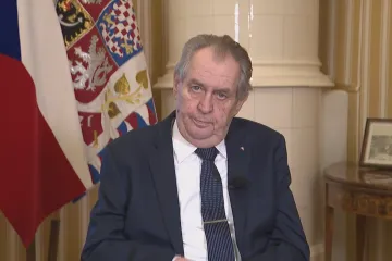 Rusové by byli blázni, kdyby zastavili dodávky surovin do Evropy, vyloučit to ale nelze, míní Zeman
