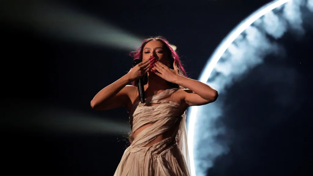 Izraelská zpěvačka Eden Golanová při semifinále Eurovize