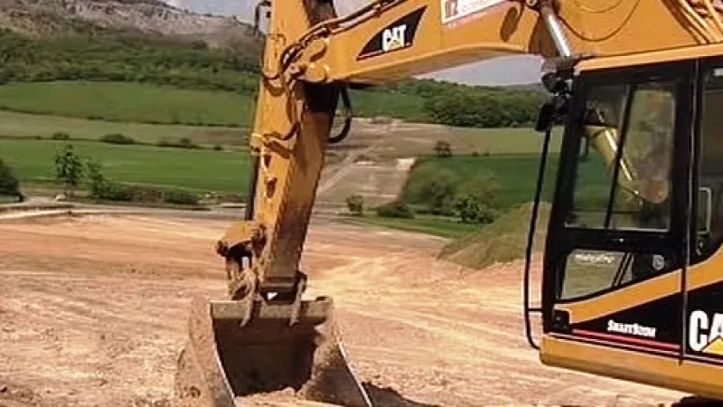 Rozestavěný úsek dálnice D8