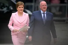 Policie vyslýchala manžela bývalé skotské premiérky Sturgeonové