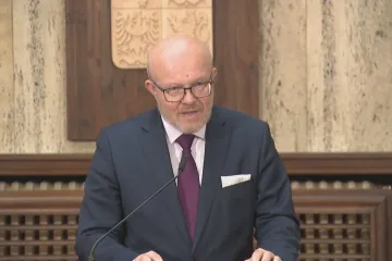 Válek přijal rezignaci ředitele IKEMu Stiborka