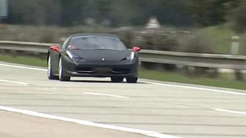 Auto bez registrační značky