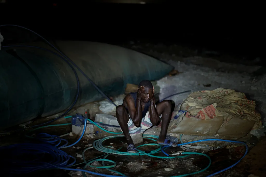 Mauritánské bezpečnostní složky od začátku roku 2024 zadržely přibližně 13 500 lodí směřujících na Kanárské ostrovy a počet příchozích na souostroví v roce 2025 do října meziročně klesl o 59 procent, uvedlo španělské ministerstvo vnitra