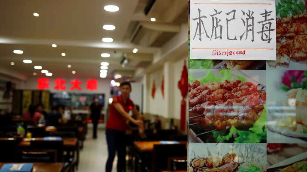 Čínská restaurace s ujištěním o tom, že kvůli koronaviru proběhla dezinfekce