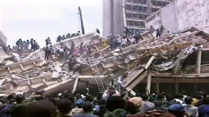 Teroristický útok na velvyslanectví USA v Africe v roce 1998