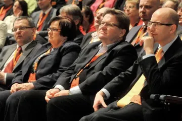 Zůstane Mládek stínovým ministrem financí? Rozhodne sám Sobotka