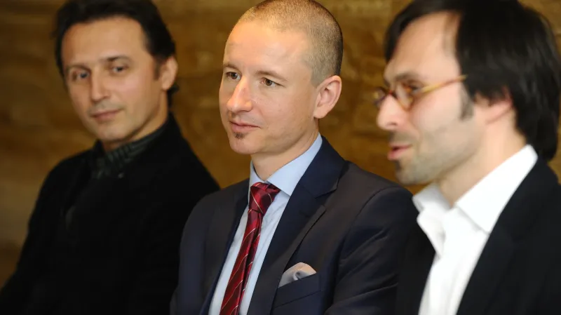 Šéf baletu Mário Radačovský, nový ředitel Martin Glaser a šéf opery Jiří Heřman (zleva)