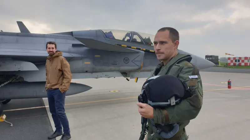 Kapitán Aleš Svoboda (vpravo)