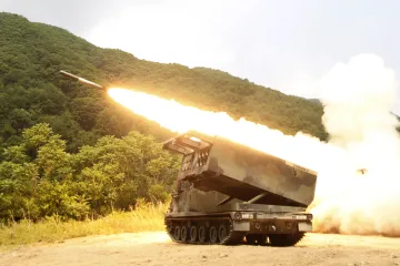 USA dodají Ukrajině raketomety dlouhého dostřelu, píší The New York Times