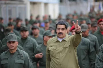 Dluhy-Smith: Puč ve Venezuele, klid v Saúdské Arábii a dvojí metr americké zahraniční politiky