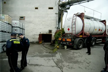 Líh z podzemních nádrží se vydražil za tři miliony