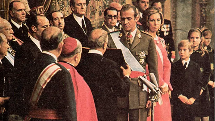 Juan Carlos I. při státní přísaze