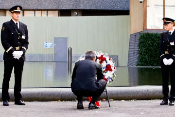 Norsko vzpomíná na oběti Breivikova řádění