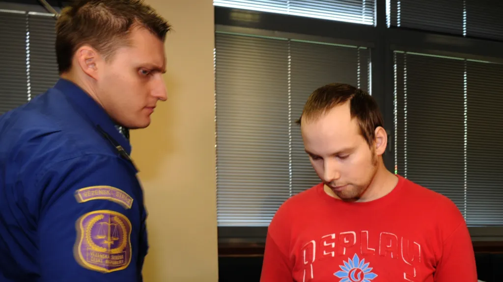 Obviněný z vraždy dívky z Klášterce má jít na 20 let do vězení