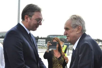 „Nemám rád Kosovo,“ řekl Zeman podle AP srbskému prezidentovi