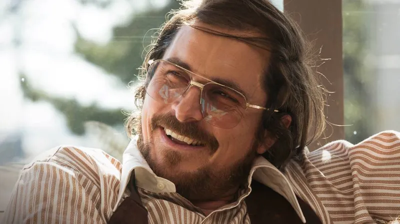 Christian Bale ve Špinavém triku