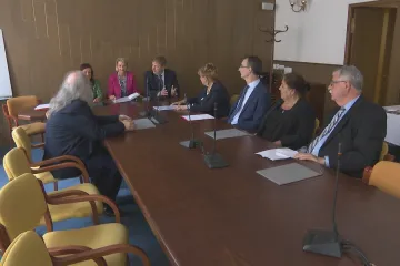 Na zpravodajce nově dohlíží orgán s přístupem do živých kauz