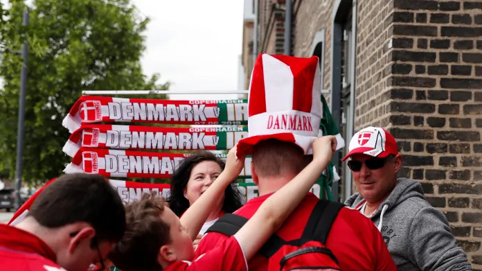 Dánští fotbaloví fanoušci
