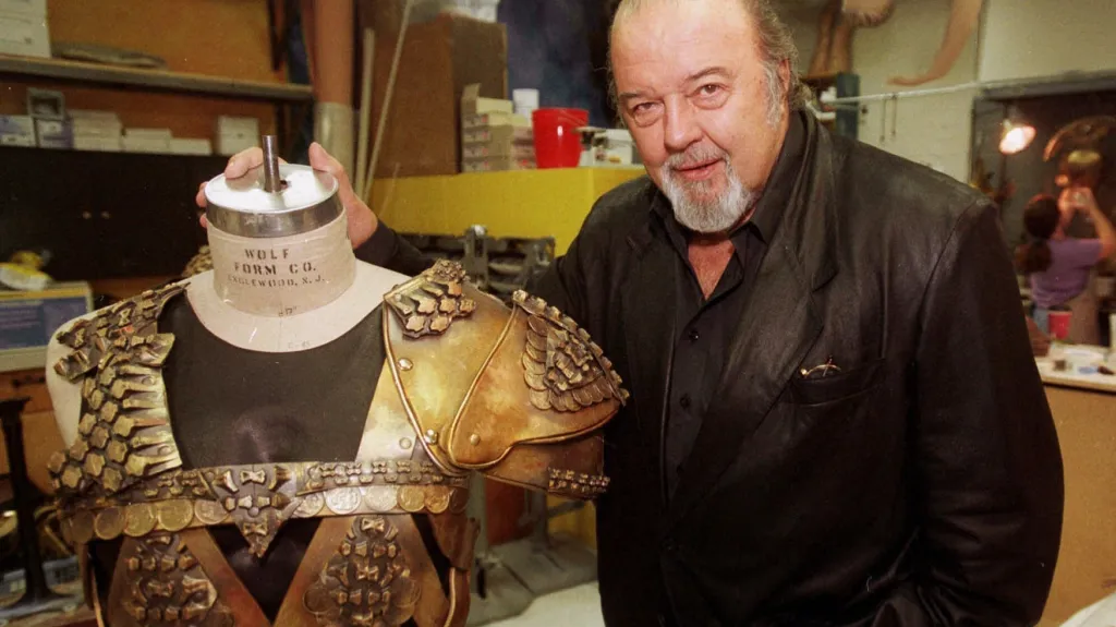 Režisér Peter Hall v roce 2000