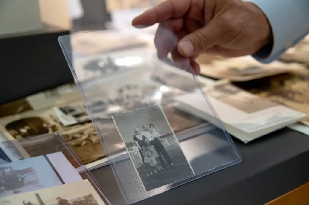 Předměty slavného šéfa amerického podsvětí počátku 20. století, známého pod jménem Al Capone, budou součásti aukce, která se uskuteční 8.října 2021 ve Witherellově aukční síni v Sacramentu